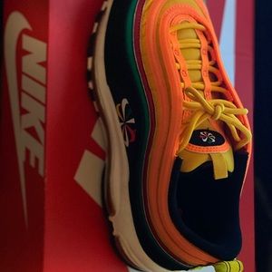 Nike Air Max 97  black university gold